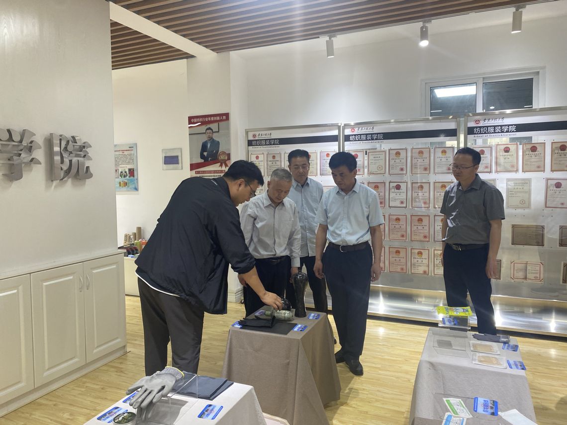 省教育厅副厅长张庚家来校调研
